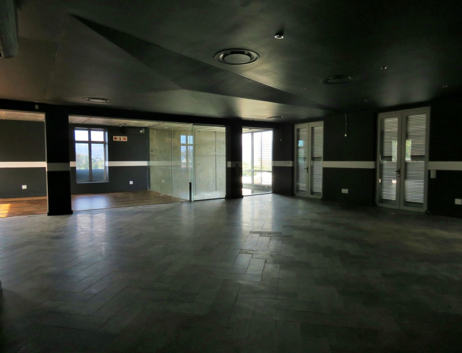 To Let commercial Property for Rent in Somerset West Western Cape